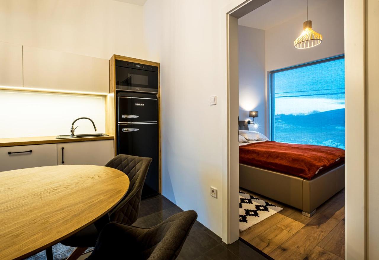 Epl Luxury Apartment Eplény Exterior photo